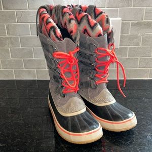 SOREL Joan of Arctic Knit Waterproof boots. Woman’s size 8. Like new!
